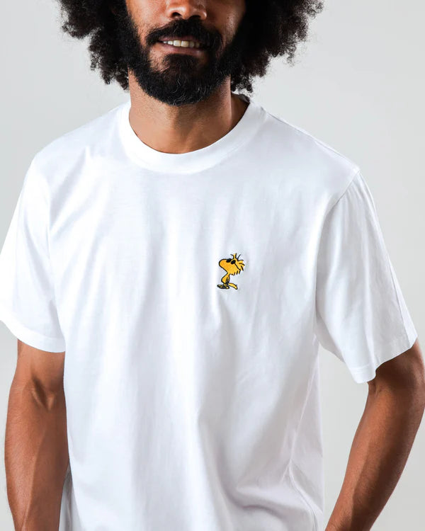 T-shirt Peanuts Sunny Woodstock - La Bonne Humeur en T-Shirt