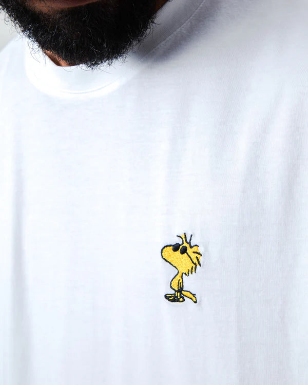 T-shirt Peanuts Sunny Woodstock - La Bonne Humeur en T-Shirt