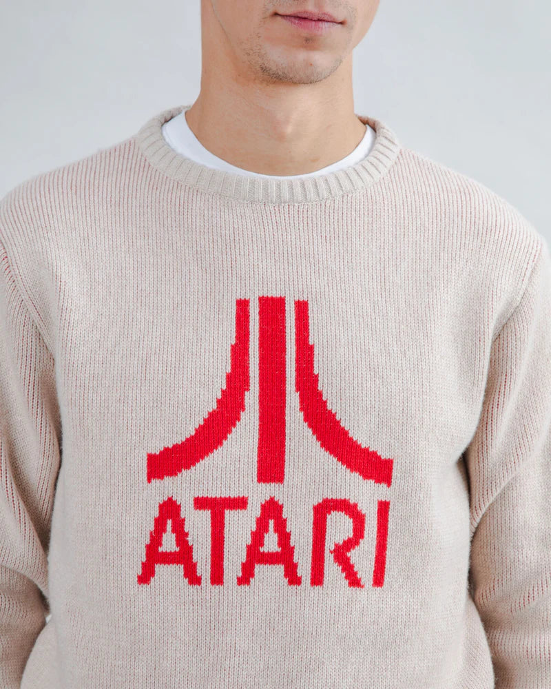 Pull Atari Jacquard – L’icône geek en maille rouge