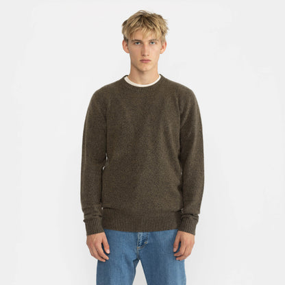 Pull Sweater Brown – La maille chaleureuse qui traverse les saisons