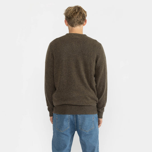 Pull Sweater Brown – La maille chaleureuse qui traverse les saisons