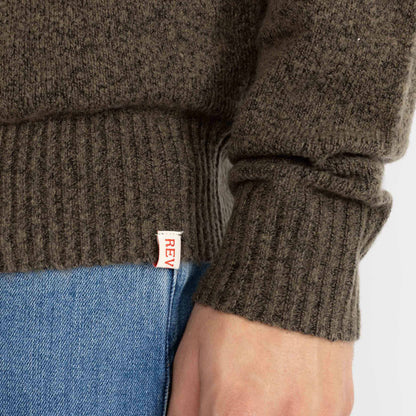 Pull Sweater Brown – La maille chaleureuse qui traverse les saisons