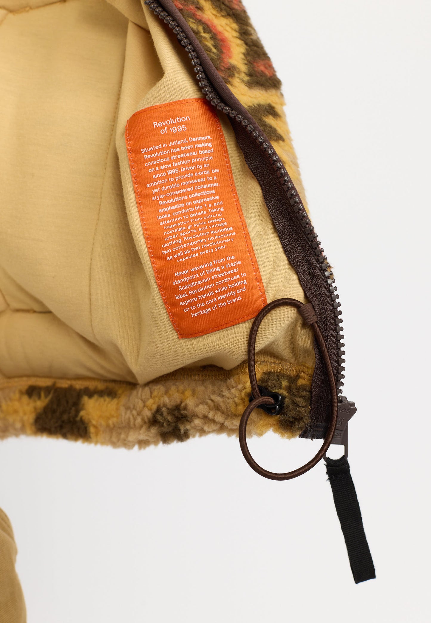 Veste Teddy Jacket – Le blouson “fourrure” urbain qui réchauffe