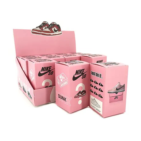 Mystery Sneakers Box - SB Dunk