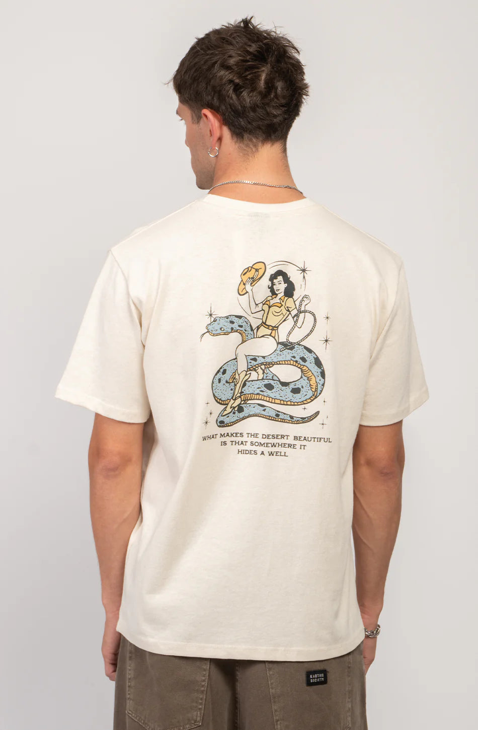 T-shirt Cowgirl Snake Ivory – Style urbain & responsable