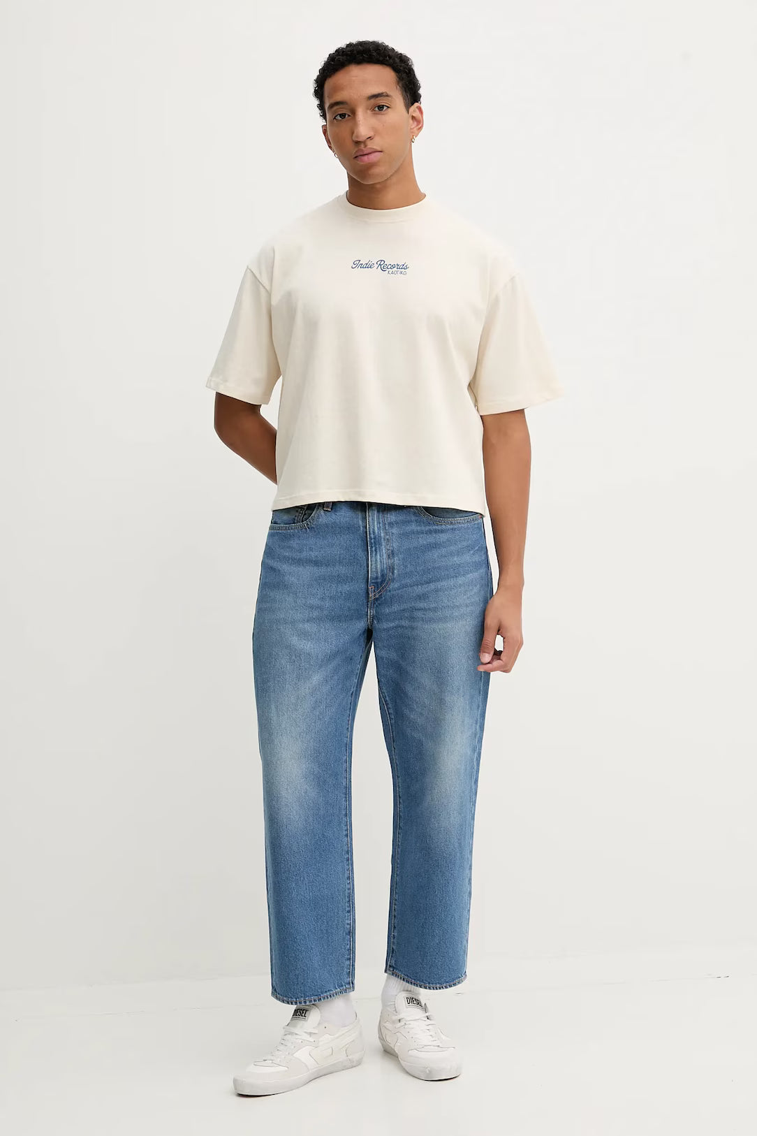 T-shirt Live Fest Beige – Le basique graphique qui fait la différence