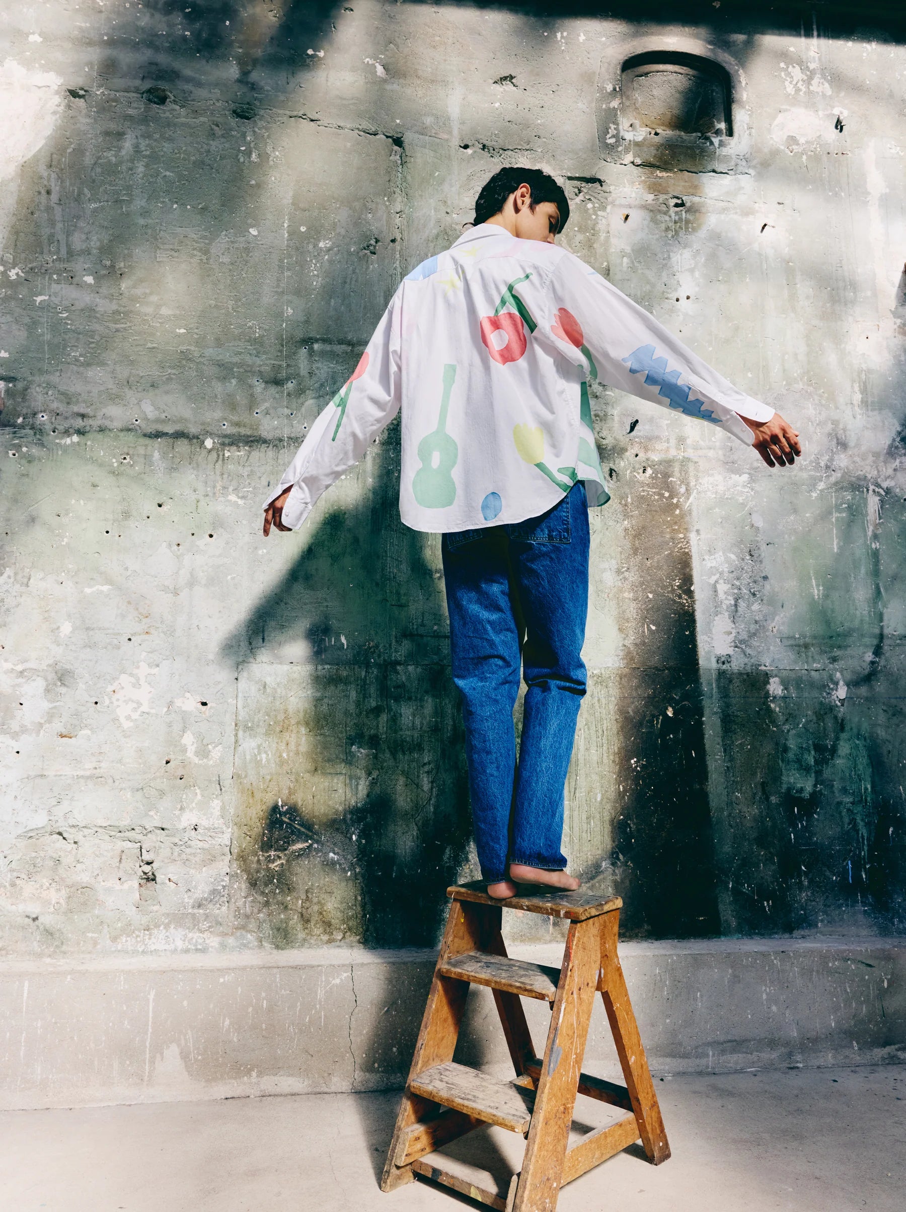 Chemise Unisexe Aquarelle – Élégance Artistique