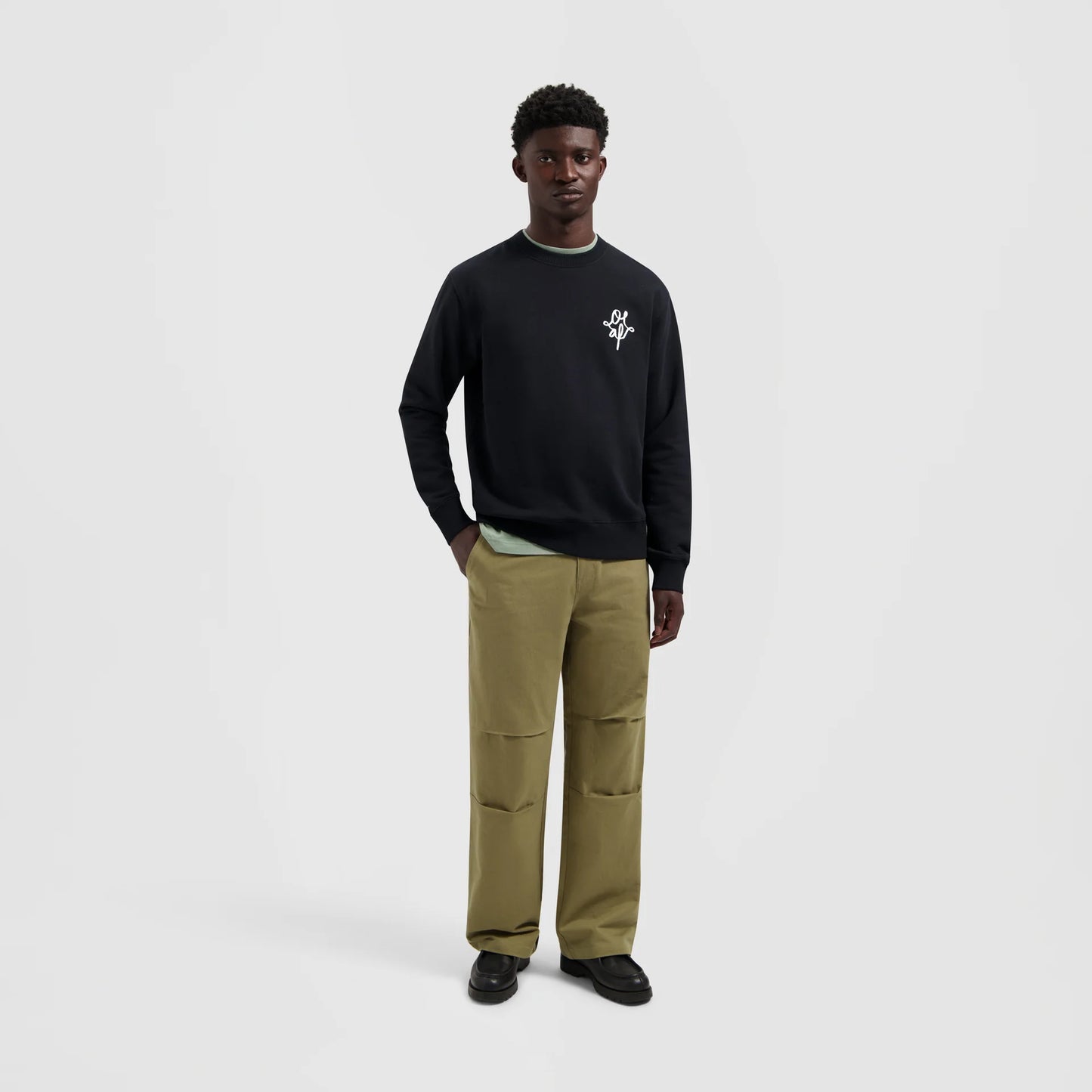 Sweatshirt Monogram Graphic – L'essentiel du streetwear minimaliste