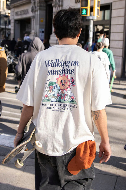 T-shirt Walking on Sunshine – Le Style Naturel en Coton Bio