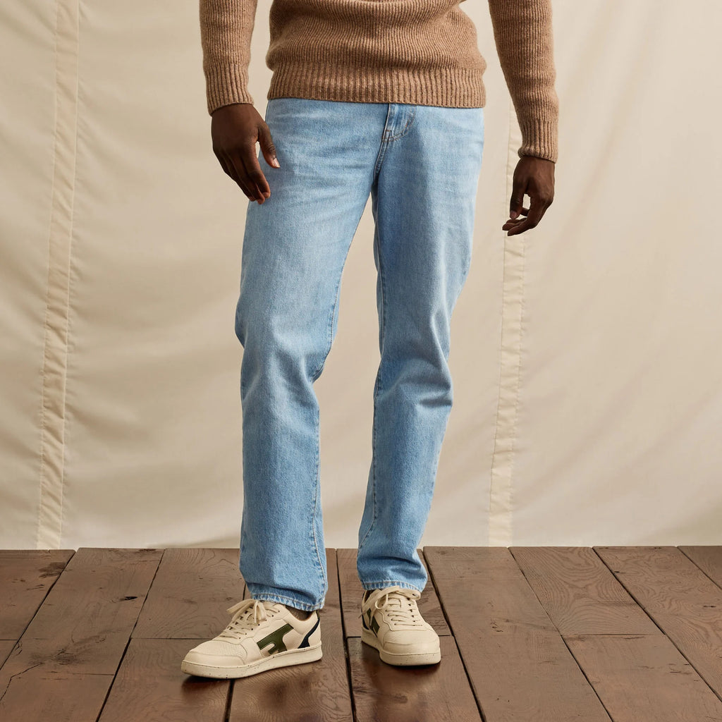 Jean Light Denim Tapered – l'alliance parfaite entre mode et responsabilité