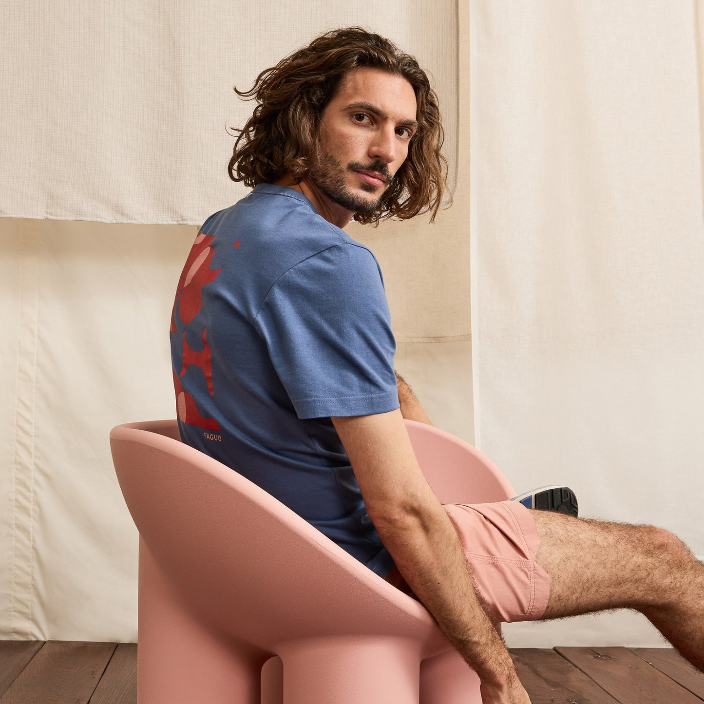 T-shirt LUGNY - l'élégance rétro en bleu marine