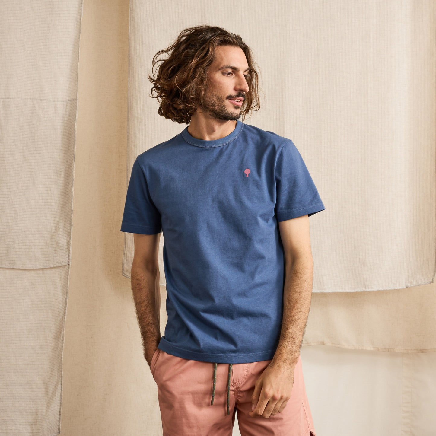 T-shirt LUGNY - l'élégance rétro en bleu marine