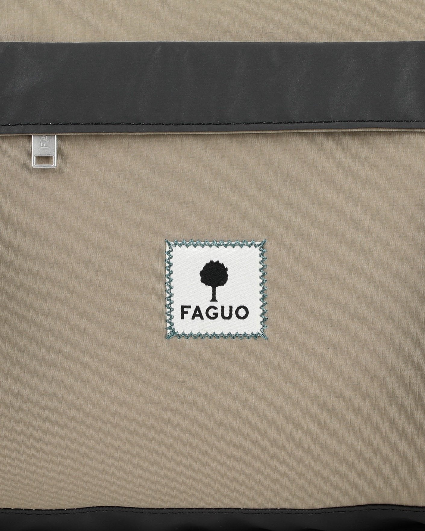 Big Duffle Beige Clair – Le sac de voyage éthique & spacieux