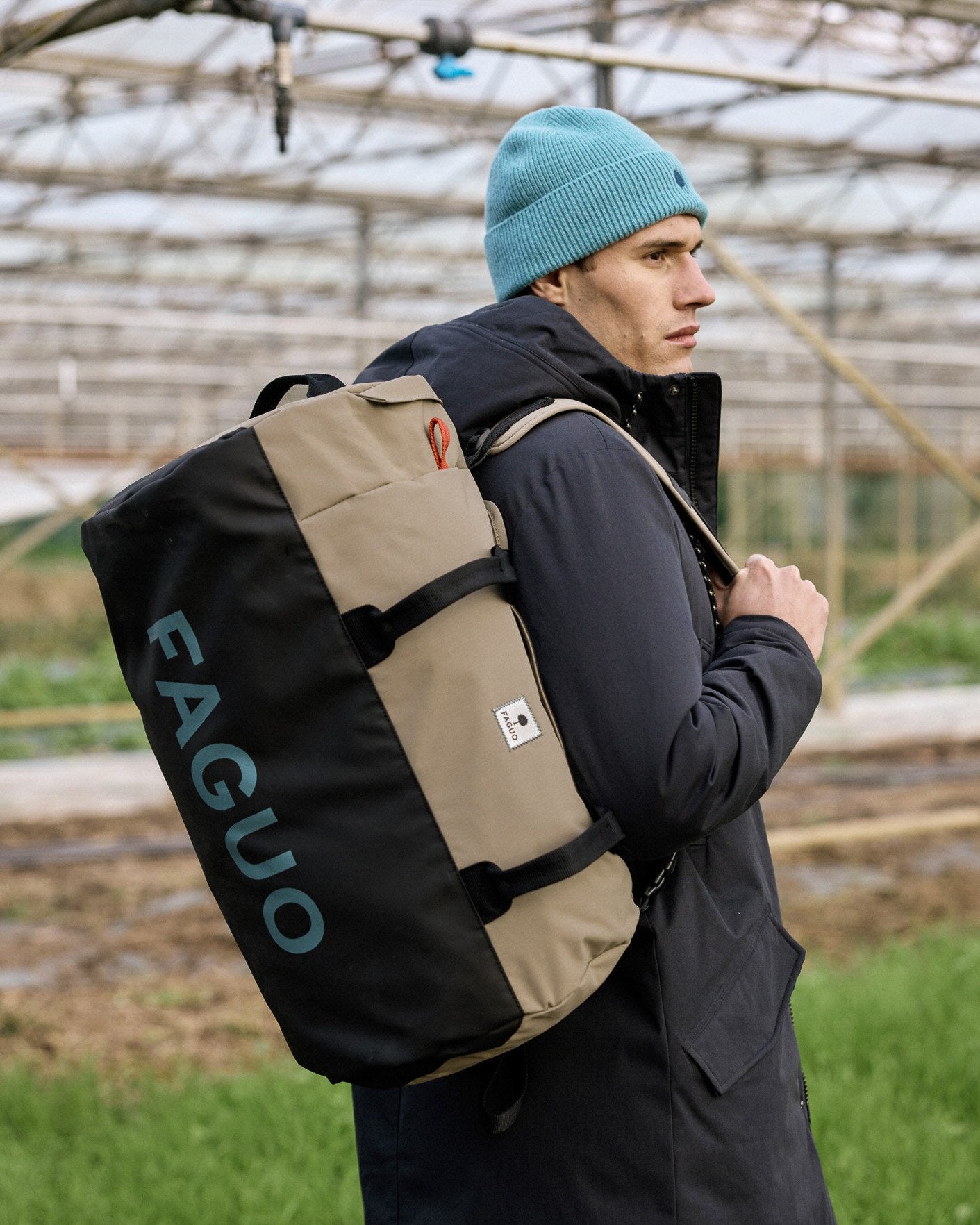 Big Duffle Beige Clair – Le sac de voyage éthique & spacieux