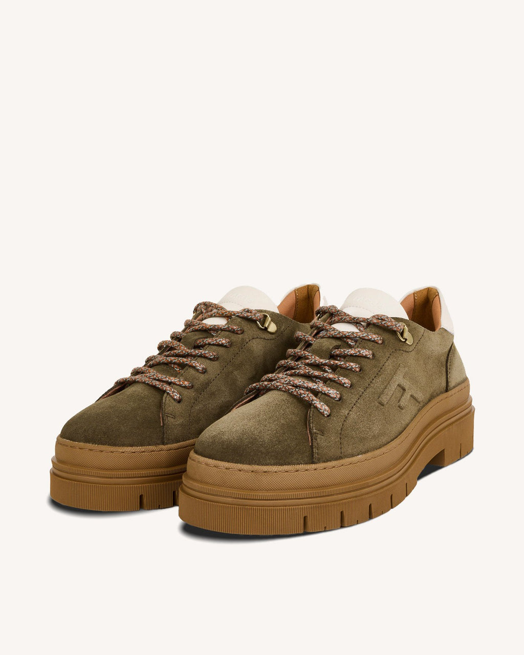 Chaussures basses Marblewood – L’élégance urbaine en cuir