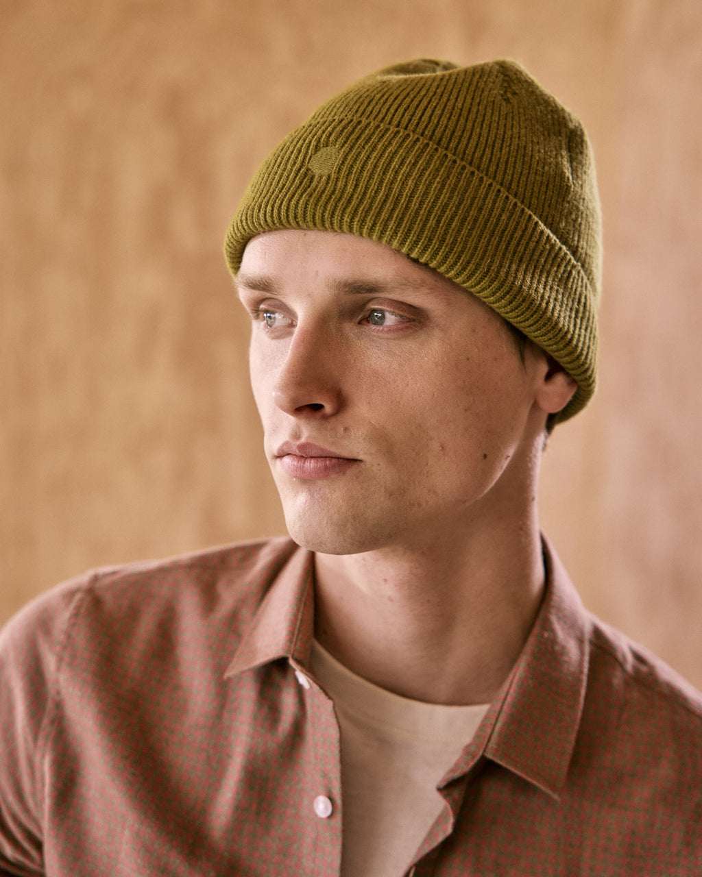 Bonnet Beanie Olive – Chaleur & style au naturel
