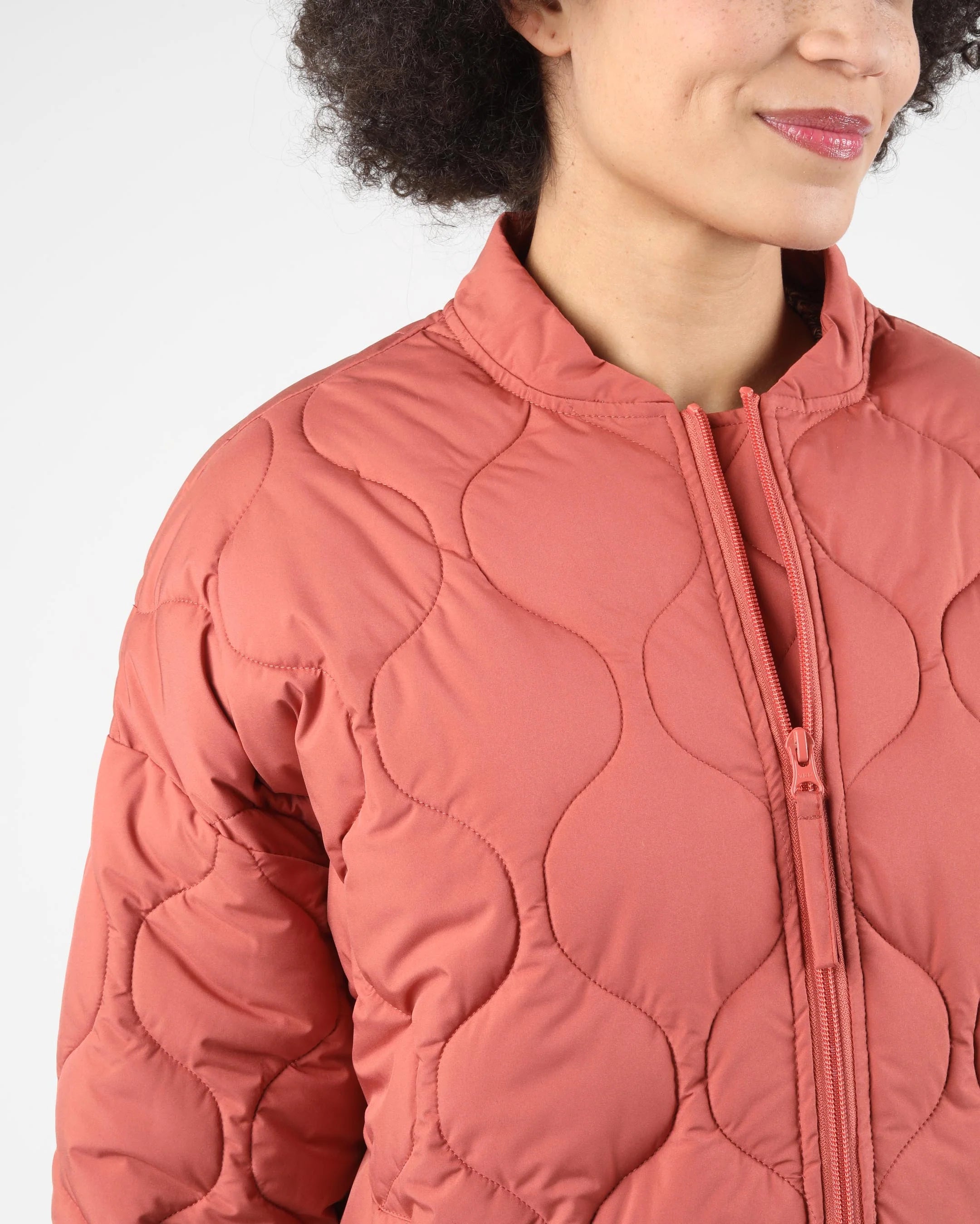 Veste Matelassée Liner Betsy - Confort, Élégance et Performance