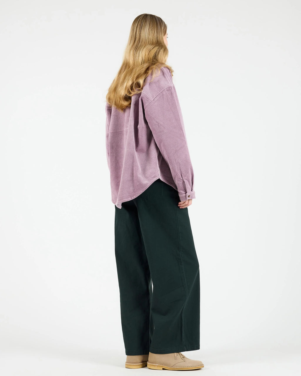 Surchemise Ruby Cord – La chemise en velours côtelé qui allie confort et style