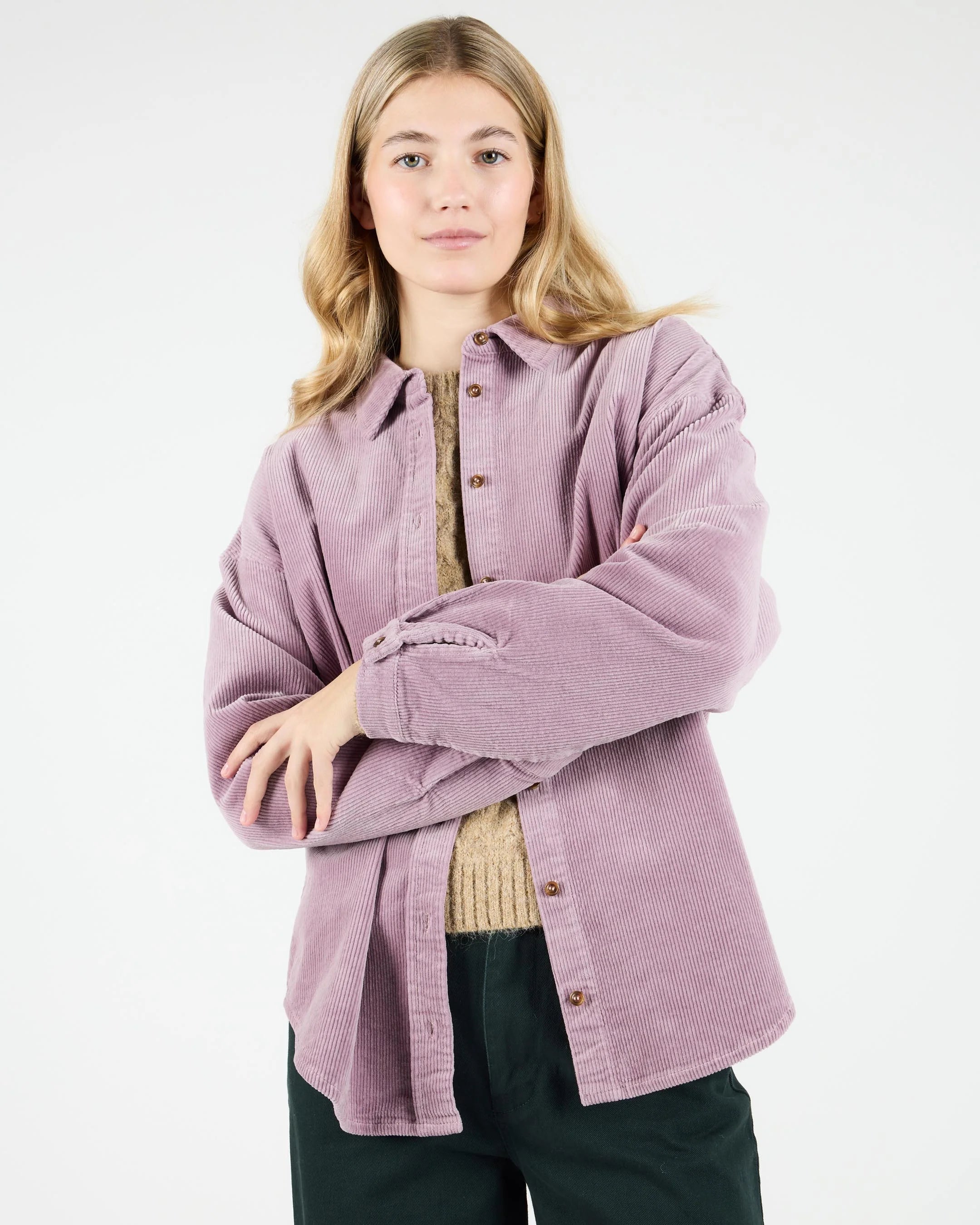 Surchemise Ruby Cord – La chemise en velours côtelé qui allie confort et style